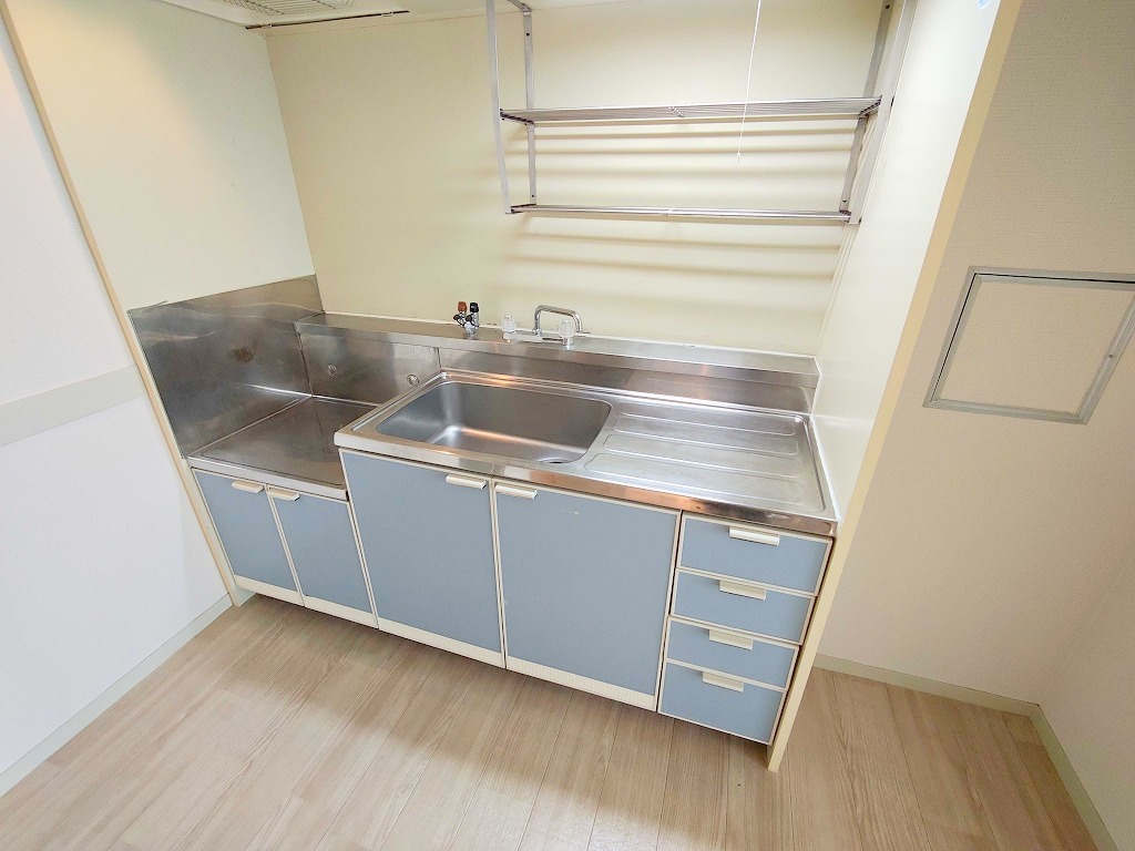地下鉄千日前線 北巽駅 徒歩3分 3階建 築37年のキッチン写真