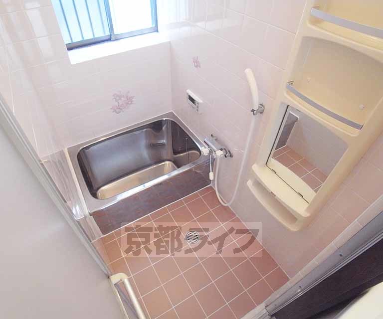 太秦皆正寺町貸家1-17の風呂写真
