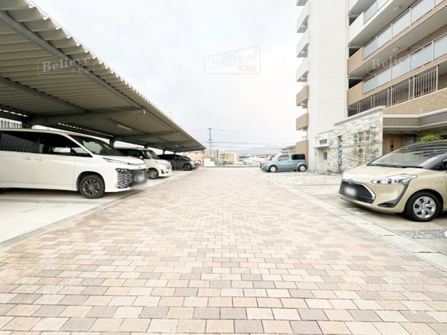 駐車場　駐車スペースもあります☆