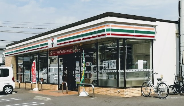 コンビニ　セブンイレブン 柏豊住3丁目店（コンビニ）まで506m