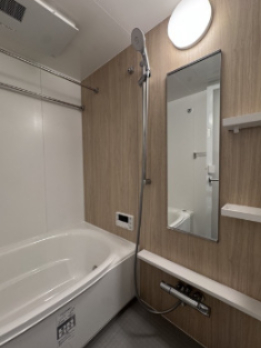 バス・シャワールーム　別部屋参考写真