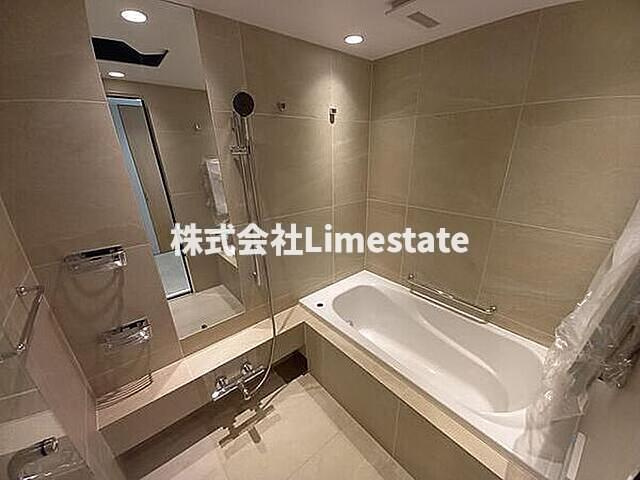 バス・シャワールーム　別部屋参考写真