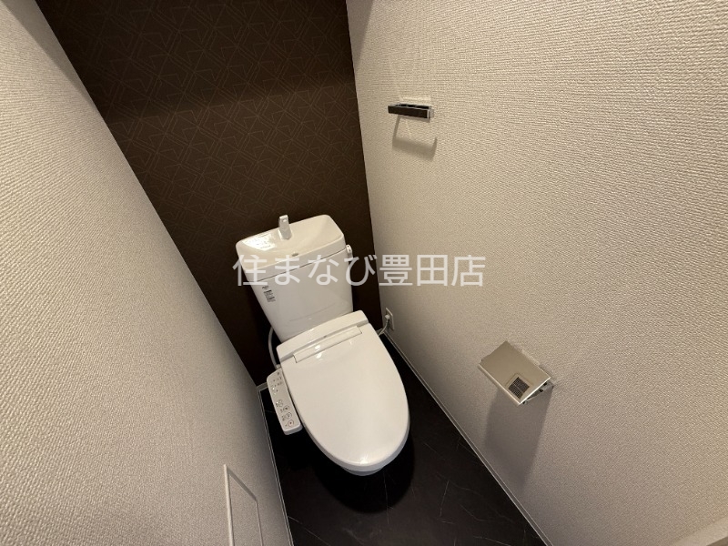 トイレ　同型完成モデル
