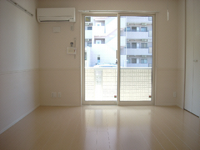 居室・リビング　※別号室写真