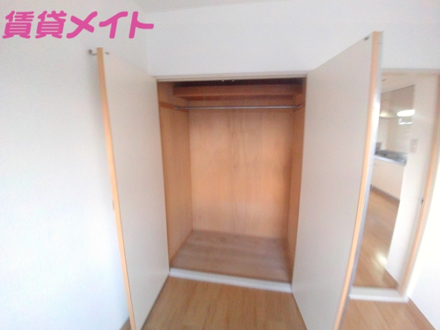収納　同建物の別部屋写真です
