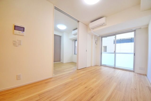 居室・リビング　★フローリングのお部屋です★