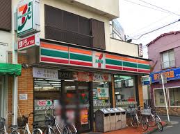 コンビニ　セブンイレブン 横浜瀬谷駅南口店（コンビニ）まで381m