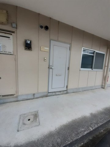 エントランス　清潔なエントランスです
