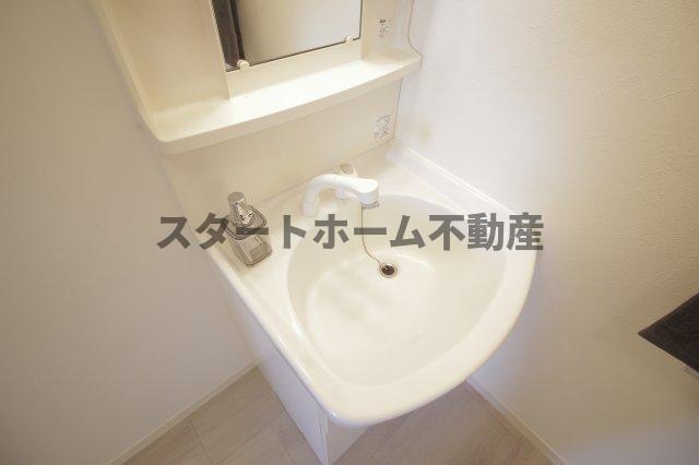 洗面設備　脱衣スペースもあります