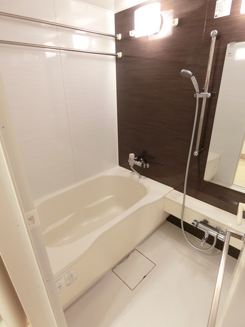 バス・シャワールーム