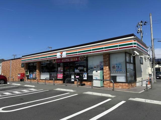 コンビニ　セブンイレブン郡山日和田店（コンビニ）まで702m