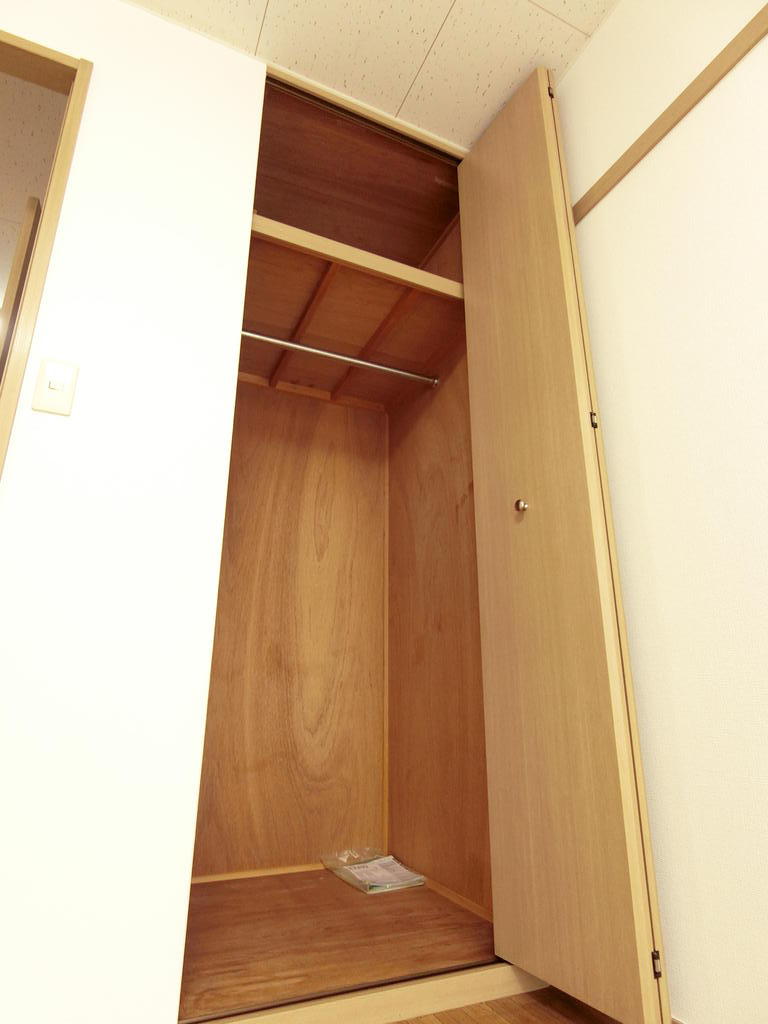 収納　上部にも収納スペースあります♪