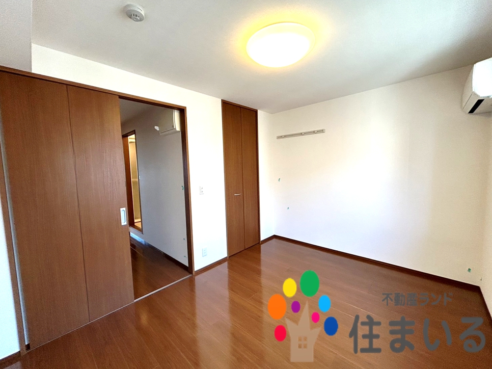 コンビニ　セブンイレブン名古屋浦里5丁目店（コンビニ）まで219m