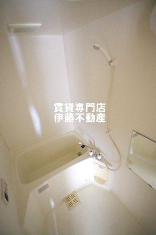 バス・シャワールーム　追い焚き機能付給湯