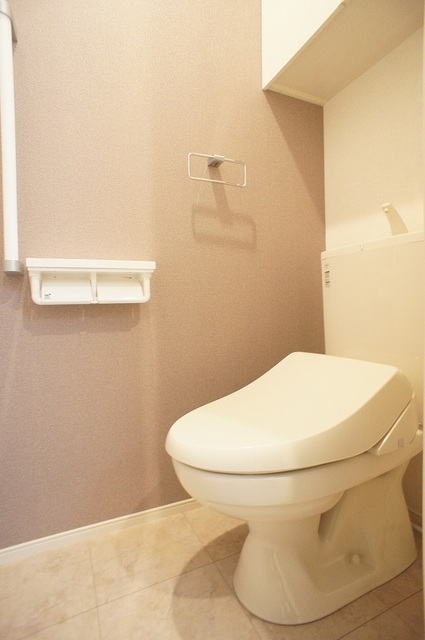 ヴィラ内郷桜井IIのトイレ写真