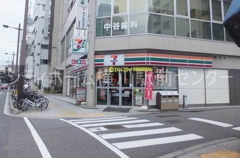 コンビニ　セブンイレブン広島横川2丁目店（コンビニ）まで67m