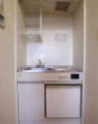 キッチン　ミニ冷蔵庫付のIHキッチン