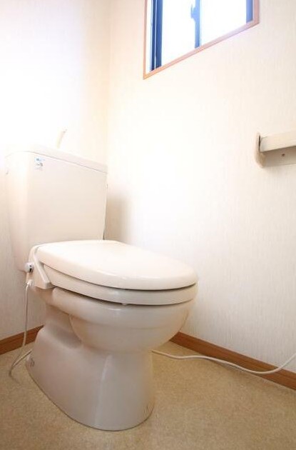 トイレ　バストイレ別