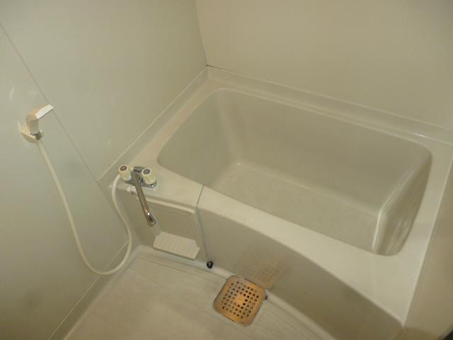 バス・シャワールーム　風呂