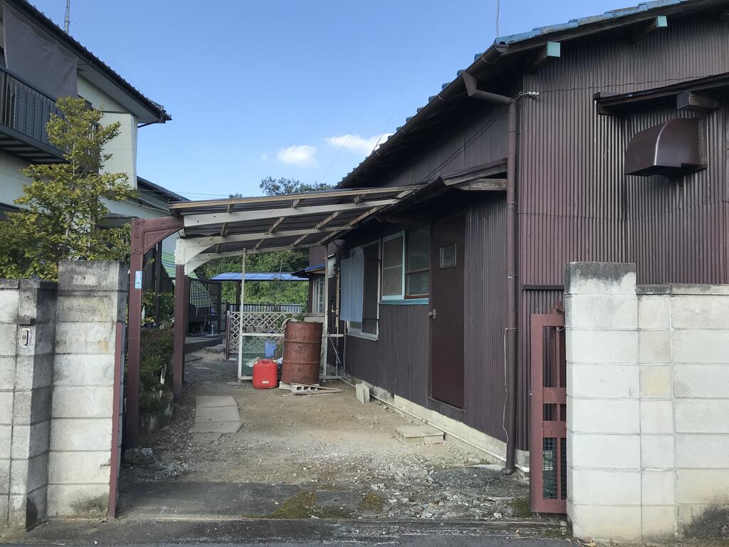 駐車場　駐車場1台込