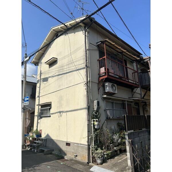 大同町3丁目テラスハウスの建物外観