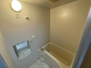 バス・シャワールーム　お風呂です