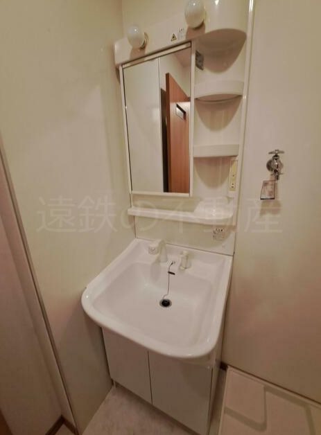 洗面設備　室内写真は別部屋です