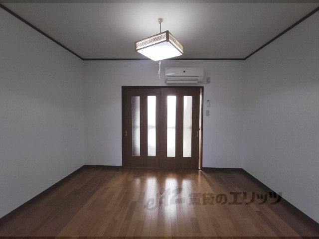 居室・リビング　居室