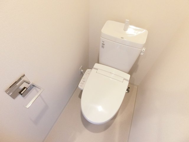 トイレ　詳細は、RISUMO江坂本店→06-6155-7137まで♪