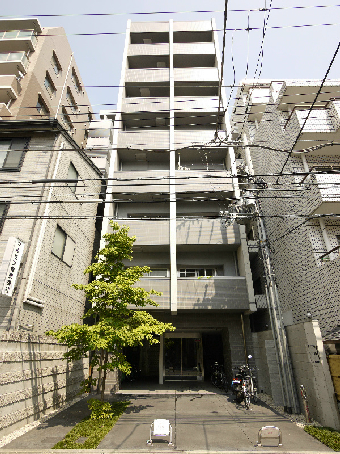 京都市中京区瓦之町のマンションの建物外観