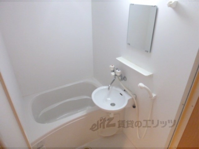 ヌフジャラン御前の風呂写真