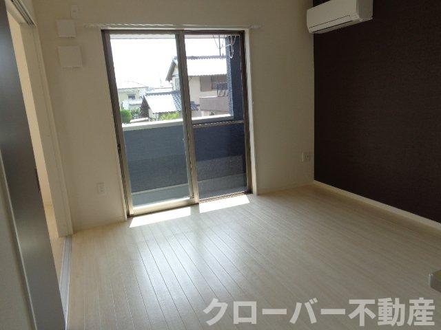 居室・リビング　リビング