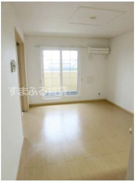 居室・リビング　同仕様　同施工会社　リビング