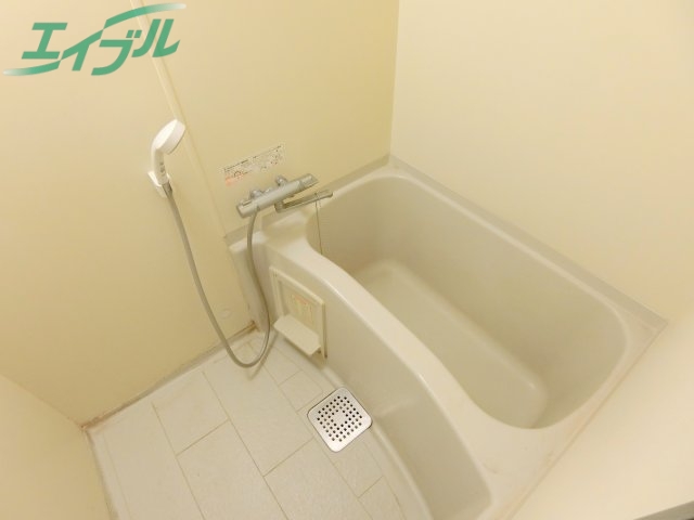 バス・シャワールーム　同型参考写真