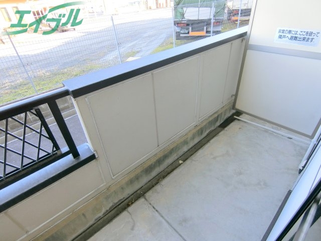 バルコニー　同型参考写真