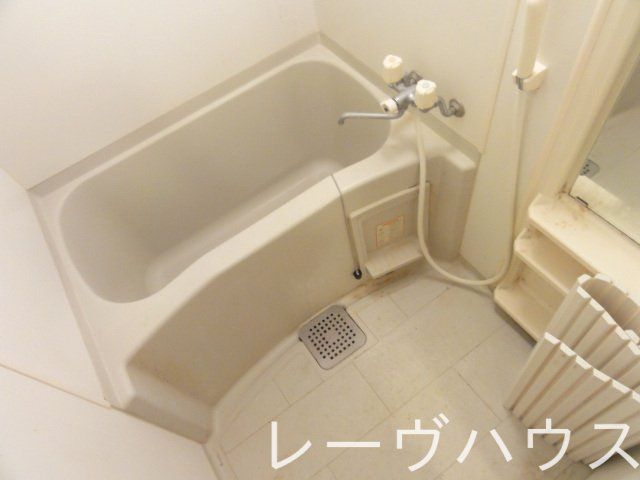 バス・シャワールーム　バス