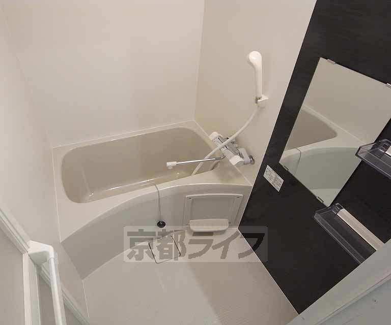 バス・シャワールーム　オシャレなバスルームです。