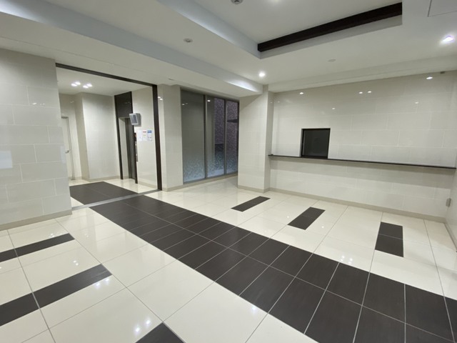 ロビー　エレベーターホール