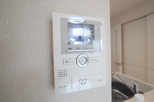 セキュリティ　急な来訪者もカメラで確認！
