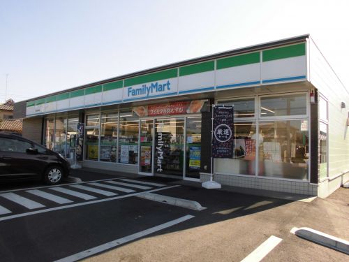 コンビニ　ファミリーマート鹿沼栄町店（コンビニ）まで524m