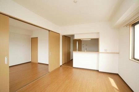 居室・リビング　※他部屋参照・現況優先