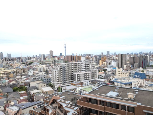 眺望　15F非常階段からスカイツリー隅田川花火見えます