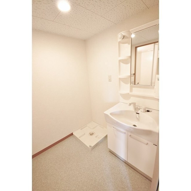 洗面設備　シャワー付き洗面台☆