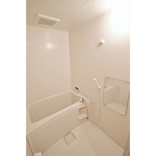 バス・シャワールーム　追い焚き機能付き☆