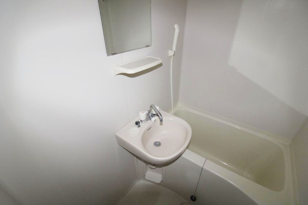 バス・シャワールーム　バス