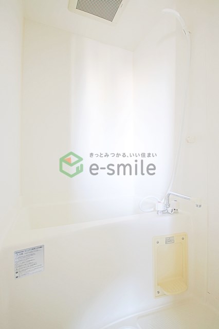 バス・シャワールーム　リビングです