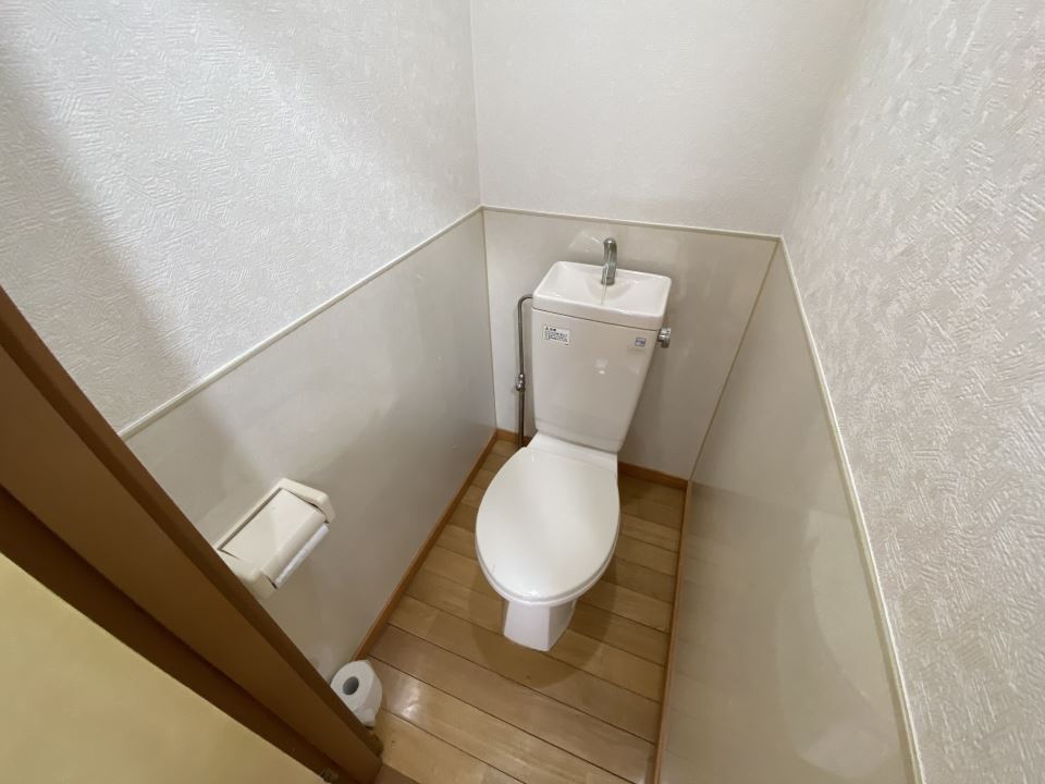 トイレ　洋式トイレです