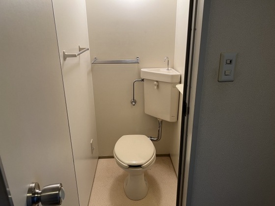トイレ　※別号室の写真使用
