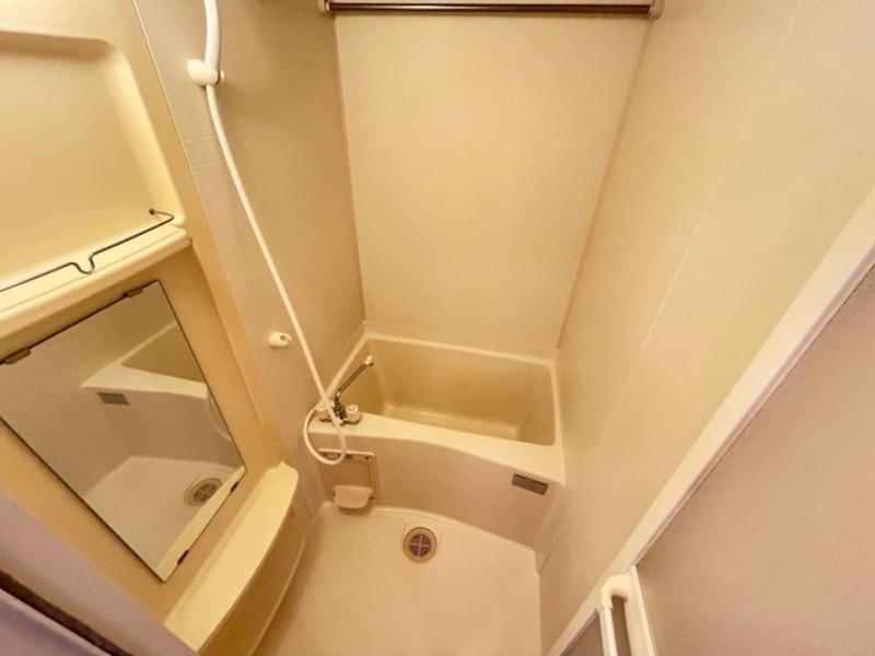 バス・シャワールーム　図面と現状に相違がある場合には現状を優先