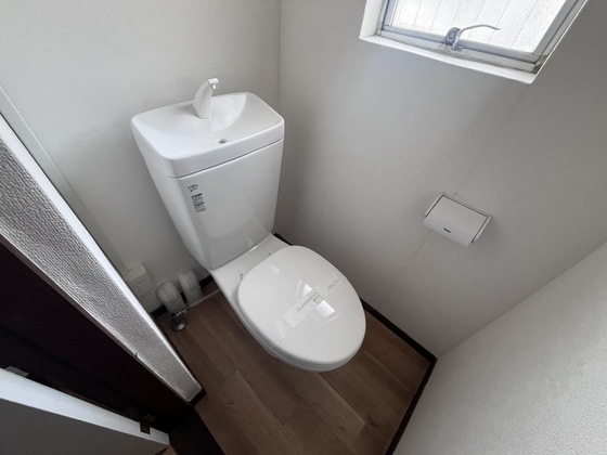 トイレ　※別部屋の写真です